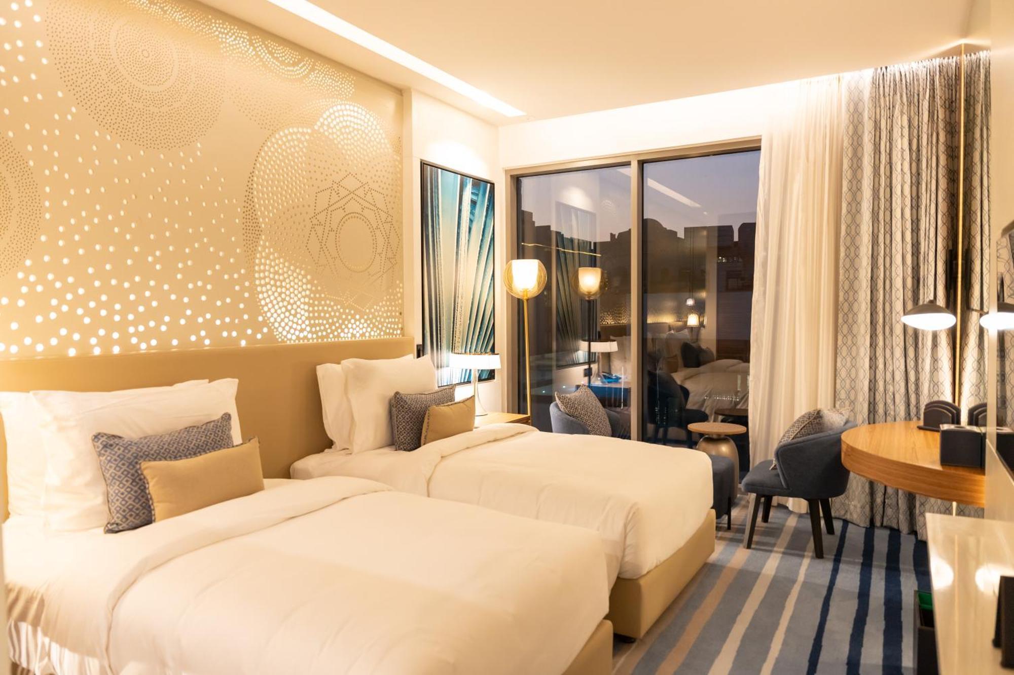 Tumbi West Palm Beach Hotel Dubai,Tapestry Collection Hilton Экстерьер фото