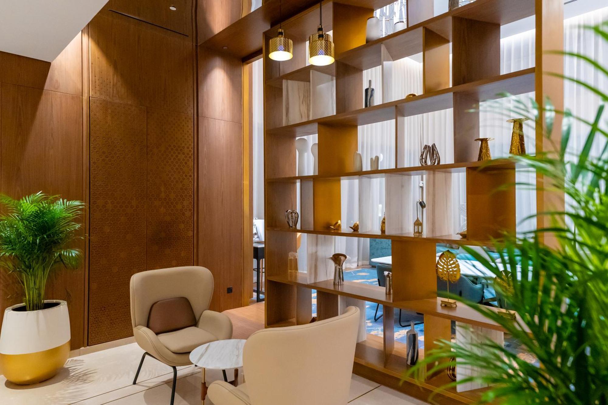 Tumbi West Palm Beach Hotel Dubai,Tapestry Collection Hilton Экстерьер фото