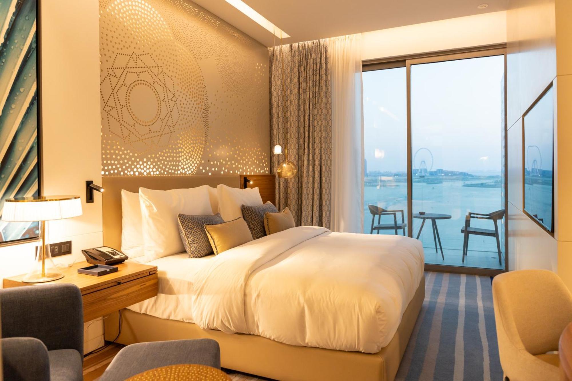 Tumbi West Palm Beach Hotel Dubai,Tapestry Collection Hilton Экстерьер фото