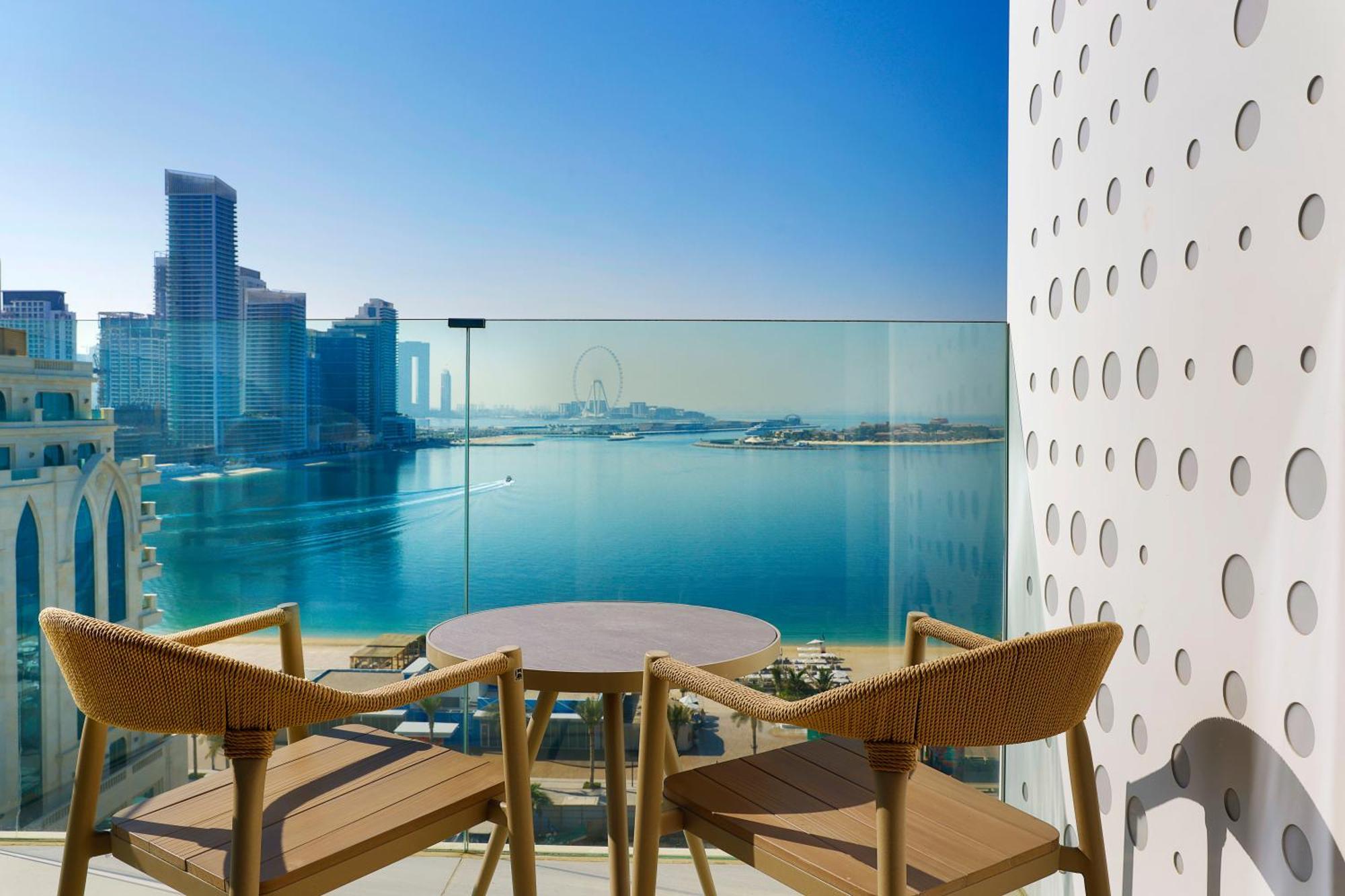 Tumbi West Palm Beach Hotel Dubai,Tapestry Collection Hilton Экстерьер фото