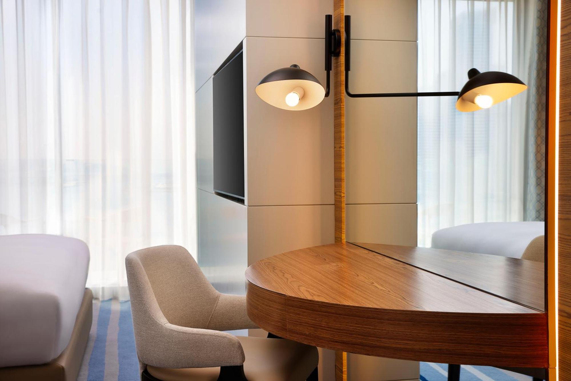 Tumbi West Palm Beach Hotel Dubai,Tapestry Collection Hilton Экстерьер фото